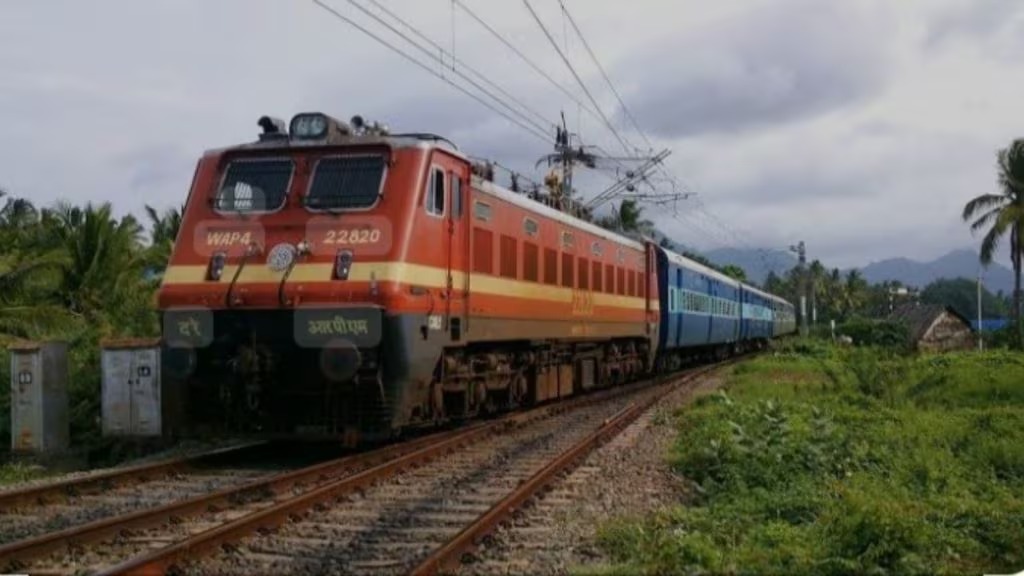 अपुऱ्या डब्यांमुळे ‘मनमाड-नांदेड’ रेल्वेमध्ये प्रवाशांची गैरसोय