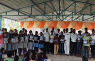 विकास प्रतिष्ठान - महाराष्ट्र राज्य या सामाजिक संस्थेच्या वतीने मोफत शालेय गणवेश वाटप
